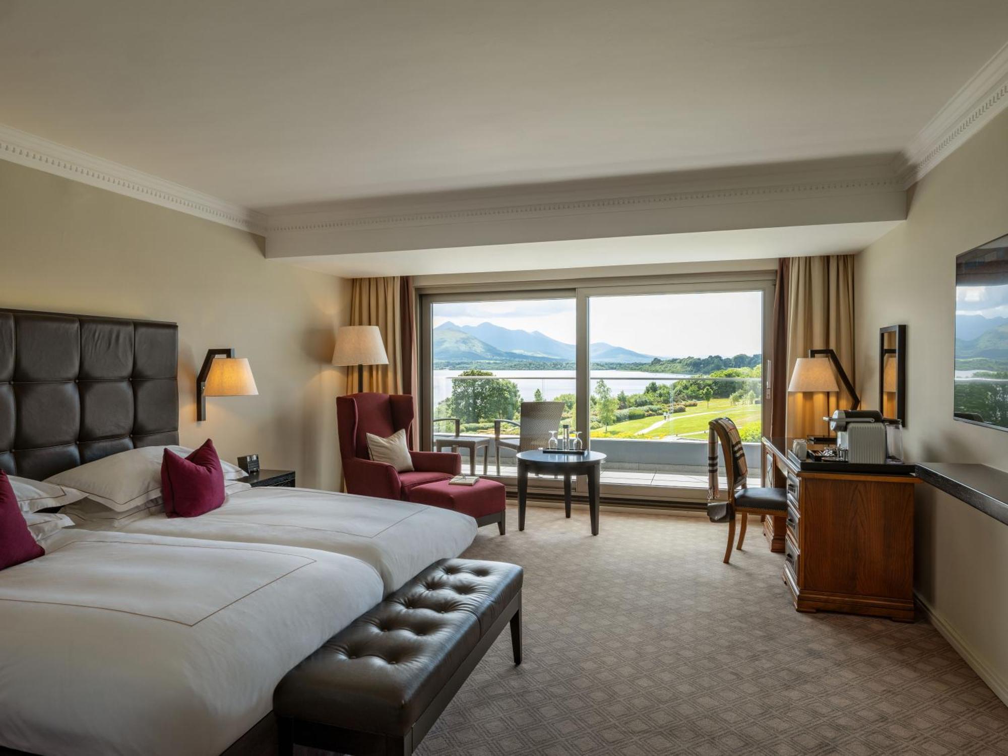The Europe Hotel & Resort Килларни Экстерьер фото