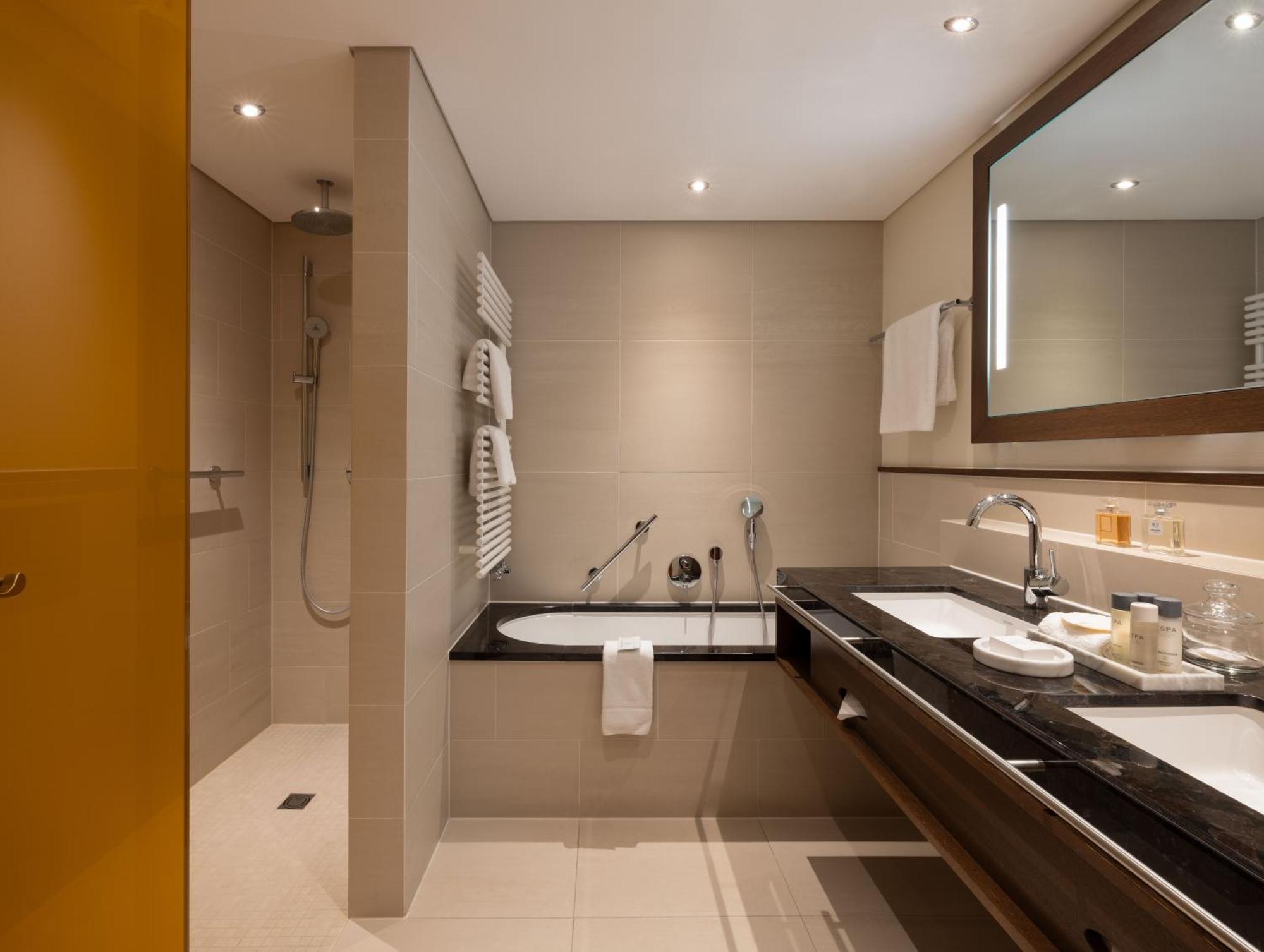 The Europe Hotel & Resort Килларни Номер фото